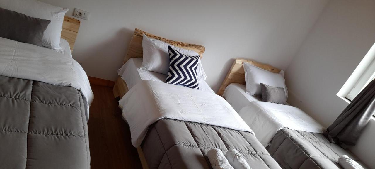 Guesthouse Dritan Tethorja テス 部屋 写真